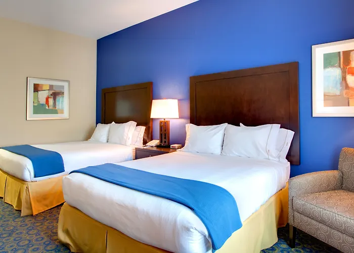 Holiday Inn Express Hotel & Suites Lake Elsinore By Ihg