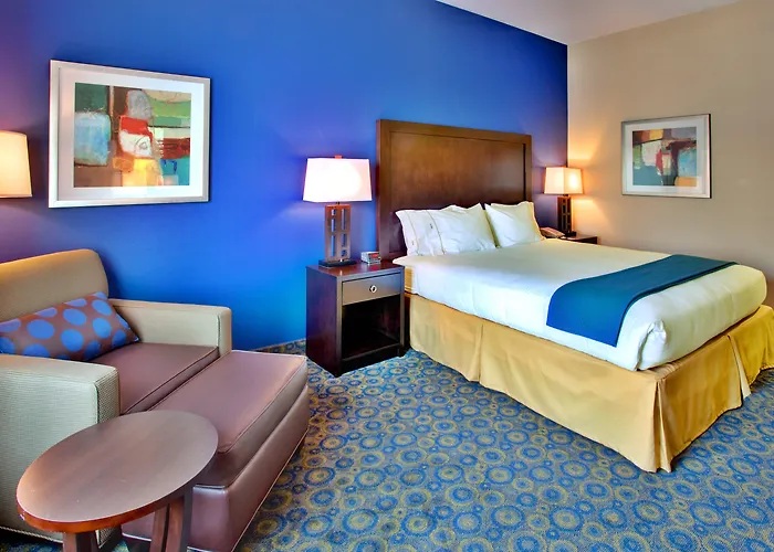 Holiday Inn Express Hotel & Suites Lake Elsinore By Ihg