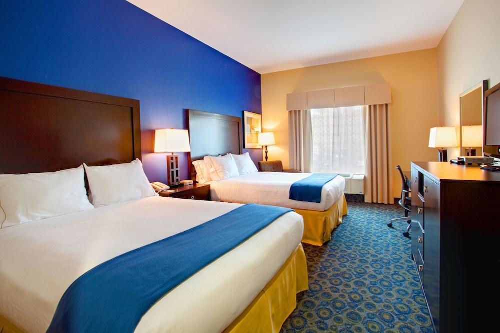 Hotel Express & Elsinore By Ihg 3*