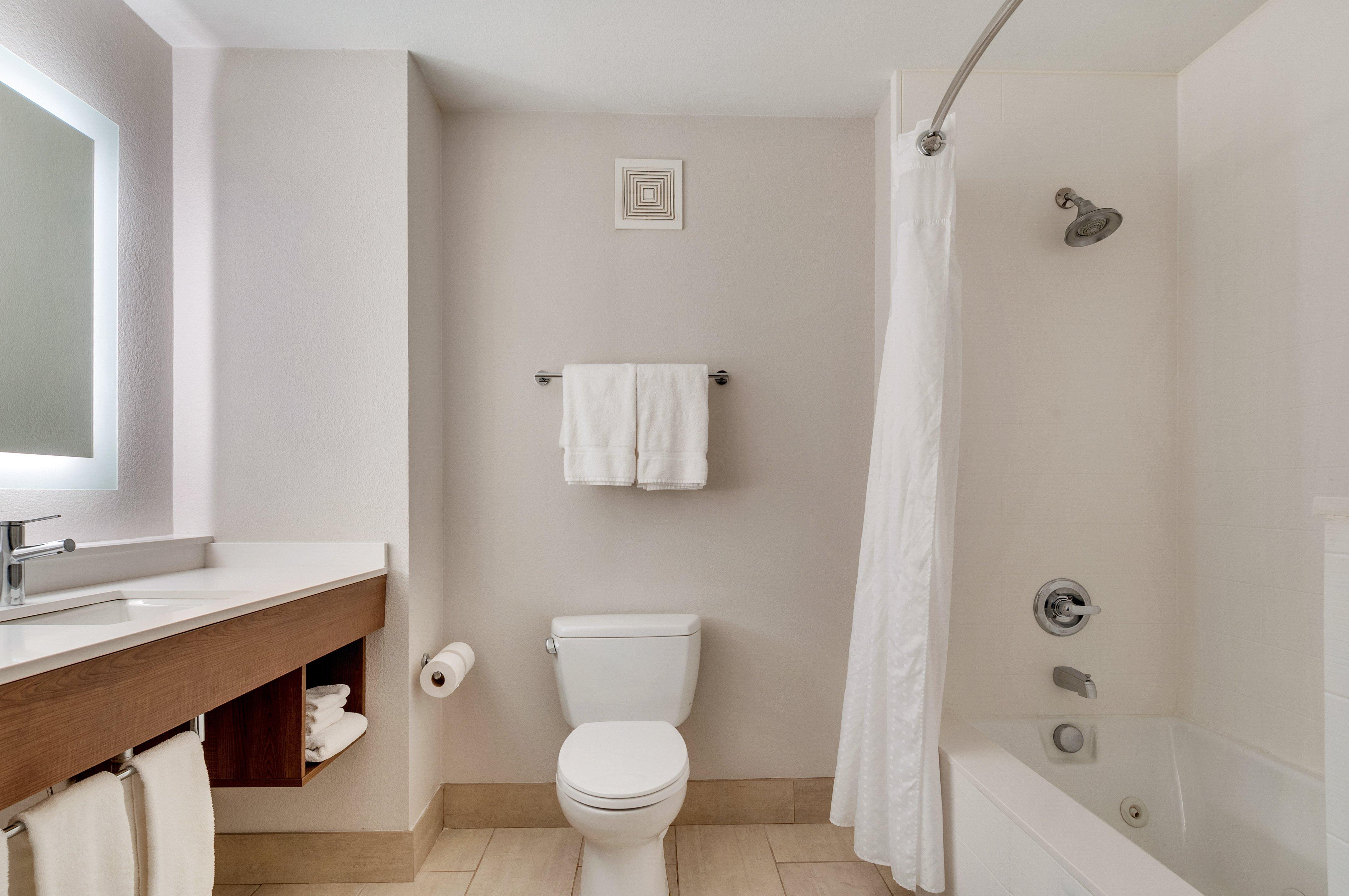 Express & Elsinore By Ihg