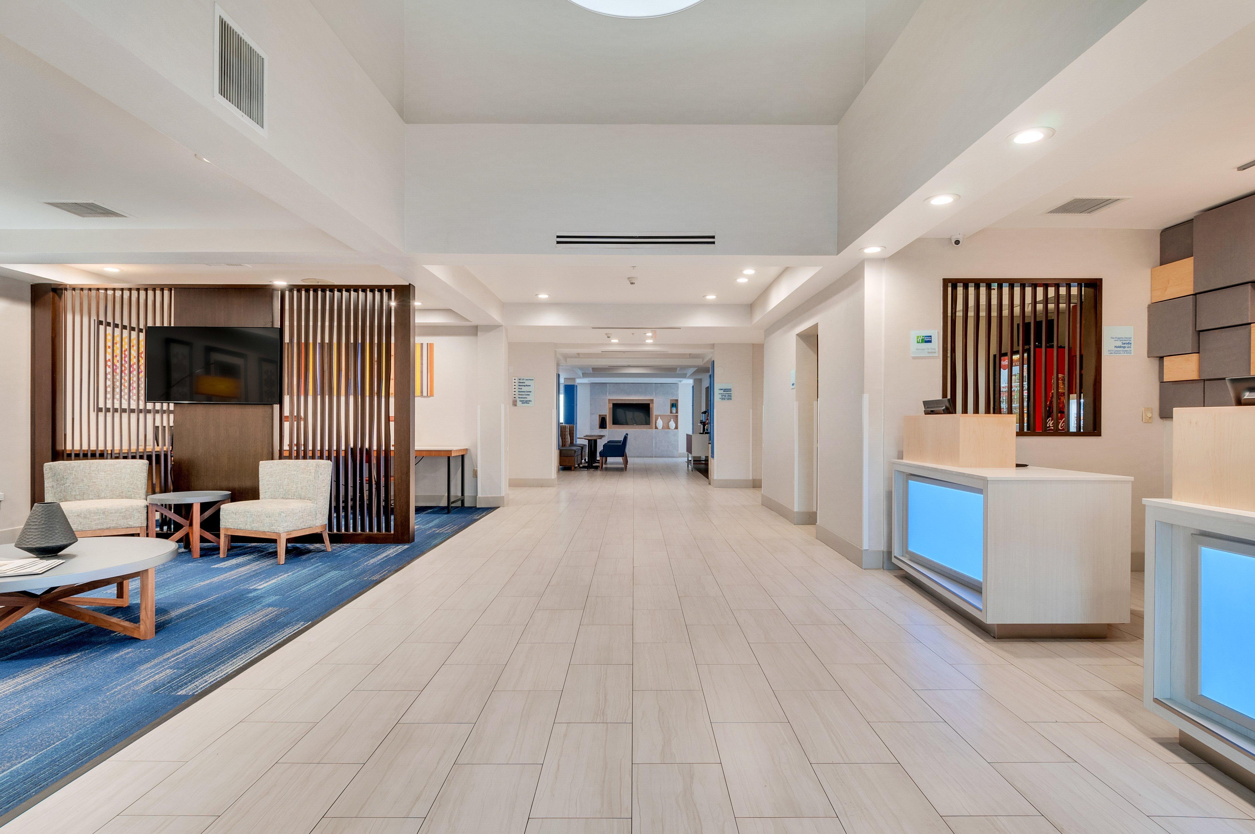Hotel Express & Elsinore By Ihg 3*