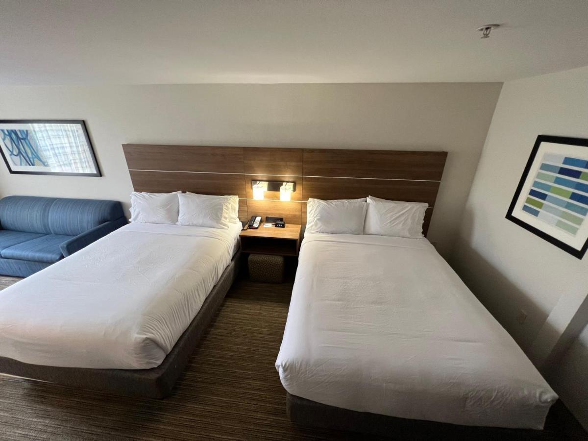 Express & Elsinore By Ihg Hotel