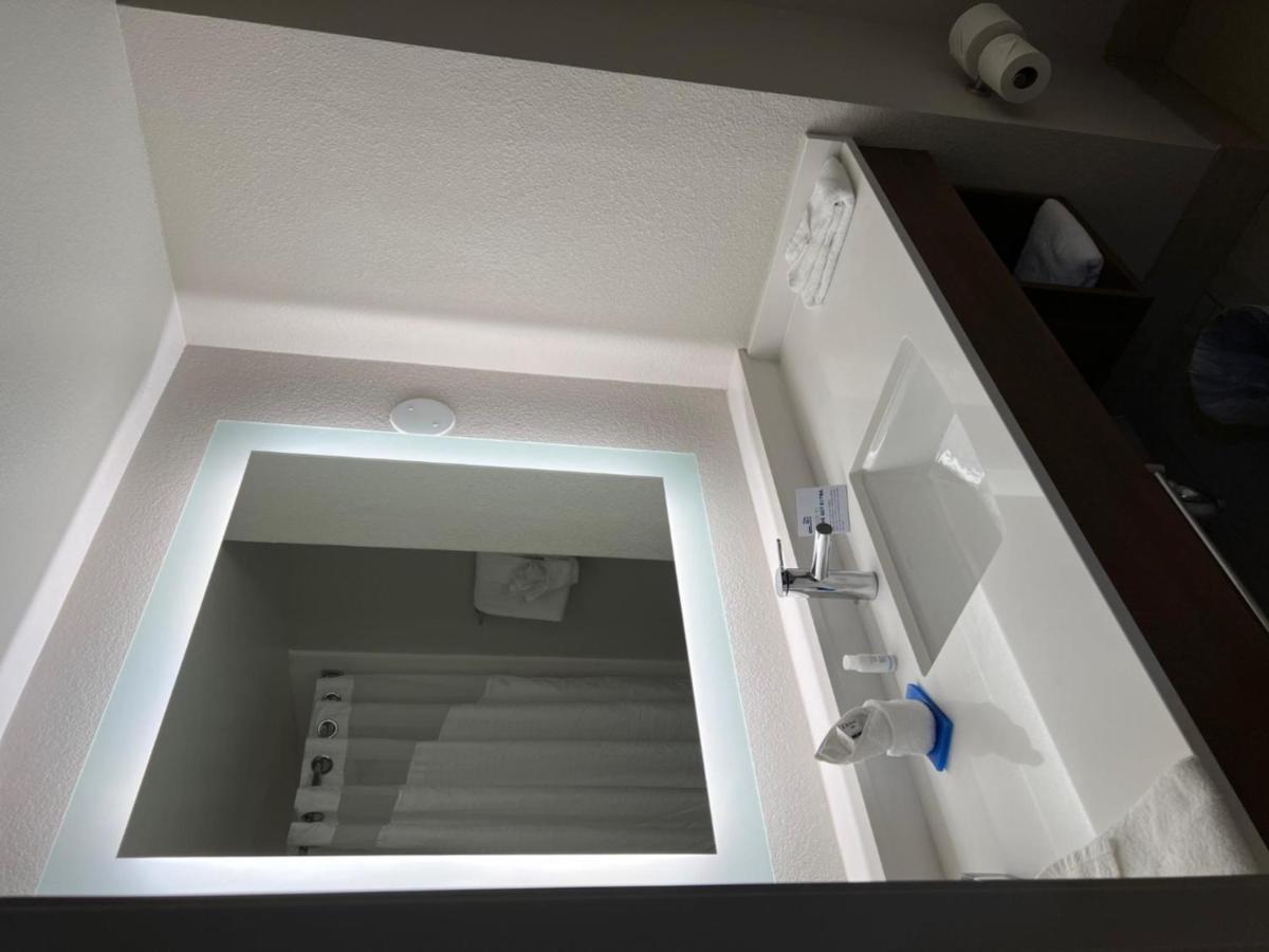 Express & Elsinore By Ihg Hotel 3*
