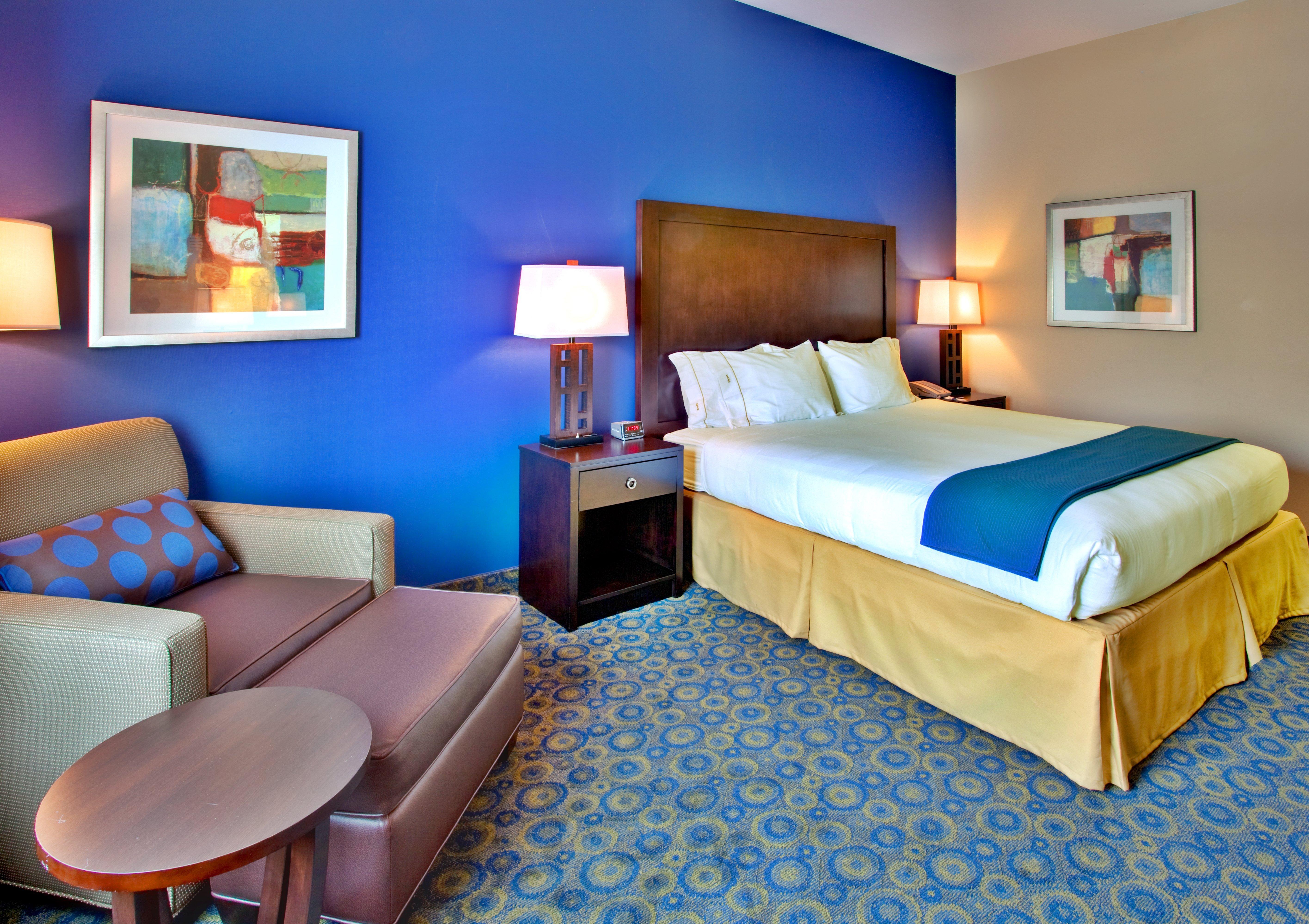 Express & Elsinore By Ihg Hotel