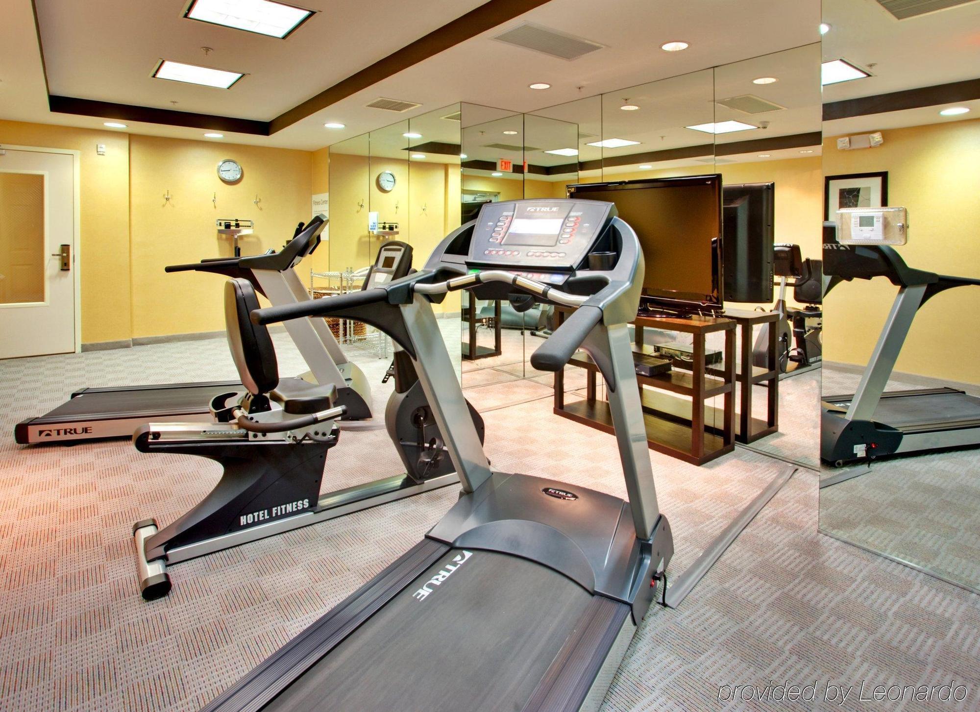 Express & Elsinore By Ihg Hotel