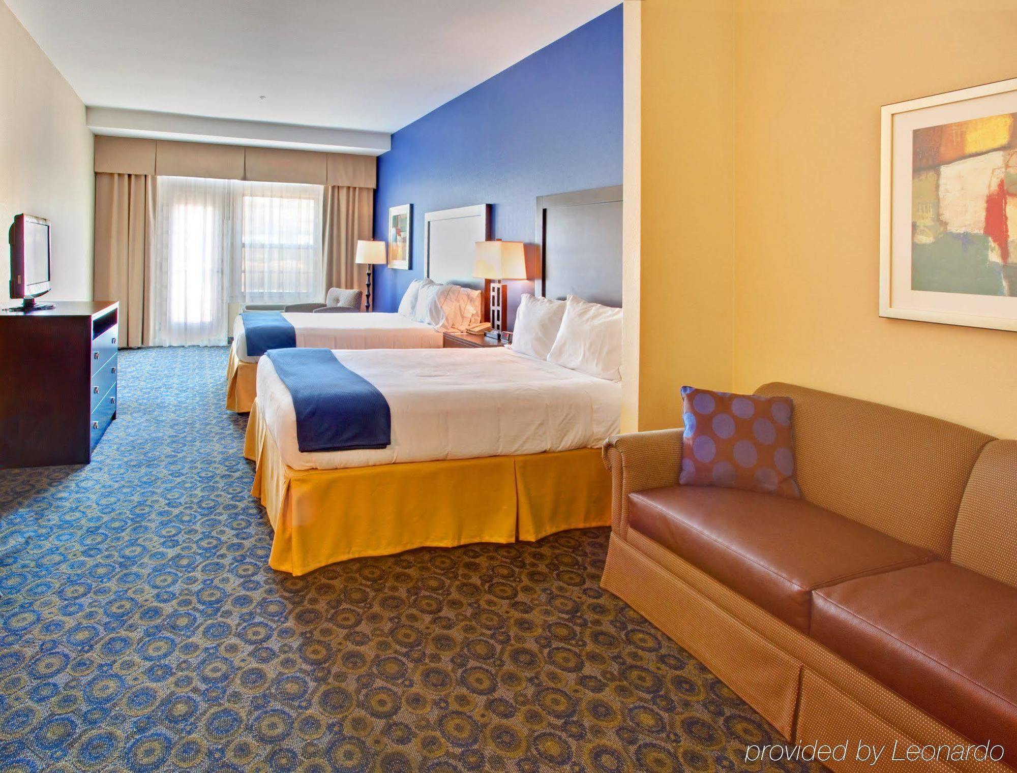 Express & Elsinore By Ihg Hotel Lake Elsinore