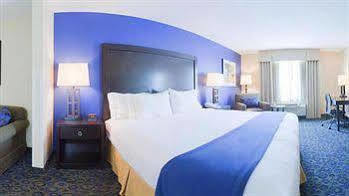 Hotel Express & Elsinore By Ihg 3*