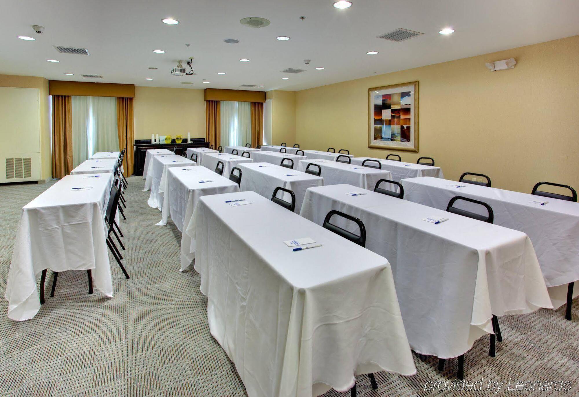 Express & Elsinore By Ihg Hotel 3*